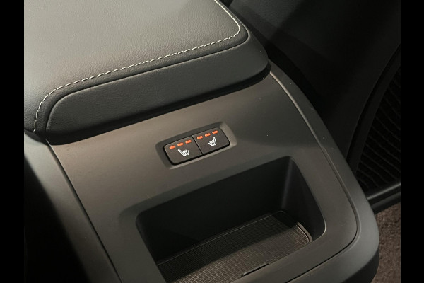 Volvo XC60 2.0 T6 Plug-in hybrid AWD Plus Dark Open dak | Adapt. Cruise | Stuur-/stoelverwarming | 360 camera | Memory | Carplay | H&K | Leder