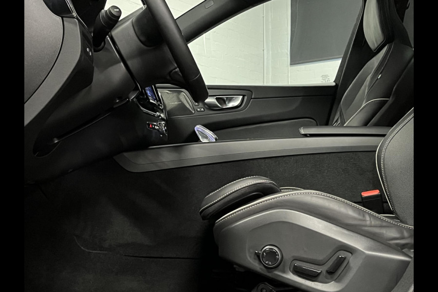 Volvo XC60 2.0 T6 Plug-in hybrid AWD Plus Dark Open dak | Adapt. Cruise | Stuur-/stoelverwarming | 360 camera | Memory | Carplay | H&K | Leder