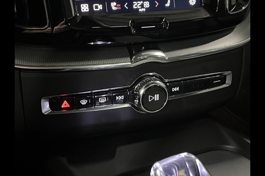 Volvo XC60 2.0 T6 Plug-in hybrid AWD Plus Dark Open dak | Adapt. Cruise | Stuur-/stoelverwarming | 360 camera | Memory | Carplay | H&K | Leder