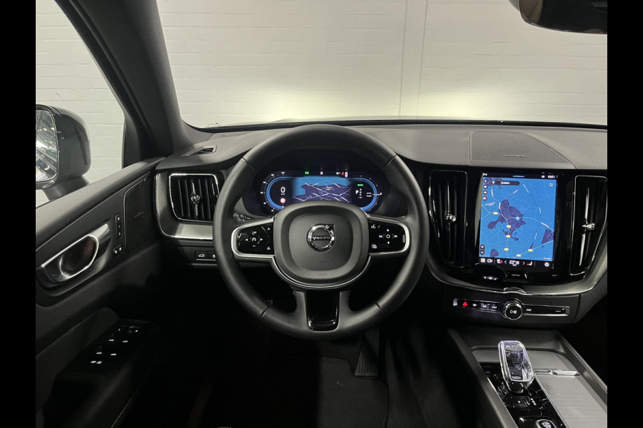 Volvo XC60 2.0 T6 Plug-in hybrid AWD Plus Dark Open dak | Adapt. Cruise | Stuur-/stoelverwarming | 360 camera | Memory | Carplay | H&K | Leder