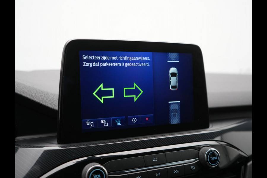 Ford Kuga 2.5 ST-Line X Plug In Hybrid 225pk Dealer O.H. PHEV | Panodak | Trekhaak Af Fabriek | Adaptive Cruise | Head Up | 360 Camera | Alcantara Sportstoelen Verwarmd | Bang & Olufsen | Stuur Verwarmd | Apple Carplay | Keyless | Blis | Navigatie