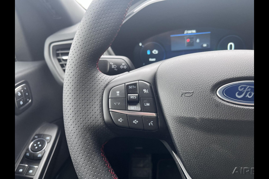 Ford Kuga 2.5 PHEV ST-Line X | Orig. NL Auto | Wegklapbare trekhaak (elektrisch bedienbaar) | Winter Pack | AGR-stoelen | Bang&Olufsen | Elektrische achterklep