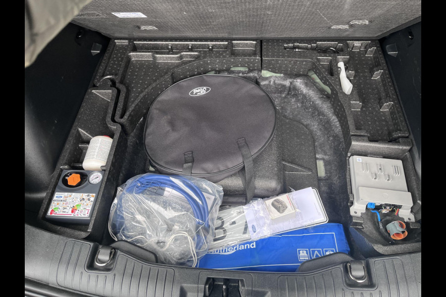 Ford Kuga 2.5 PHEV ST-Line X | Orig. NL Auto | Wegklapbare trekhaak (elektrisch bedienbaar) | Winter Pack | AGR-stoelen | Bang&Olufsen | Elektrische achterklep