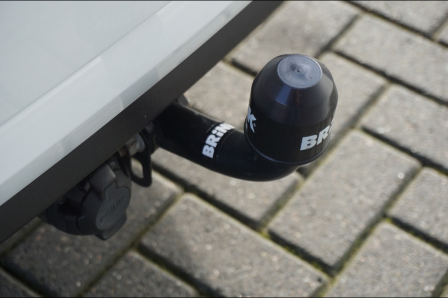 Škoda Octavia Combi 150PK Greentech AUTOMAAT | TREKHAAK | CAMERA | STOELVERWARMING