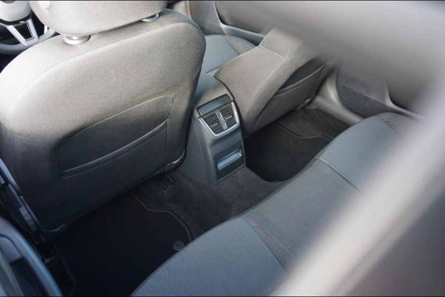 Škoda Octavia Combi 150PK Greentech AUTOMAAT | TREKHAAK | CAMERA | STOELVERWARMING