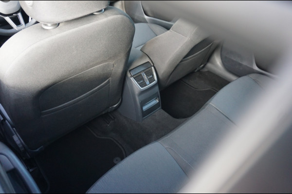 Škoda Octavia Combi 150PK Greentech AUTOMAAT | TREKHAAK | CAMERA | STOELVERWARMING