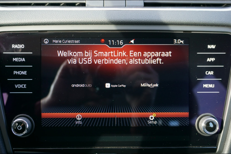 Škoda Octavia Combi 150PK Greentech AUTOMAAT | TREKHAAK | CAMERA | STOELVERWARMING