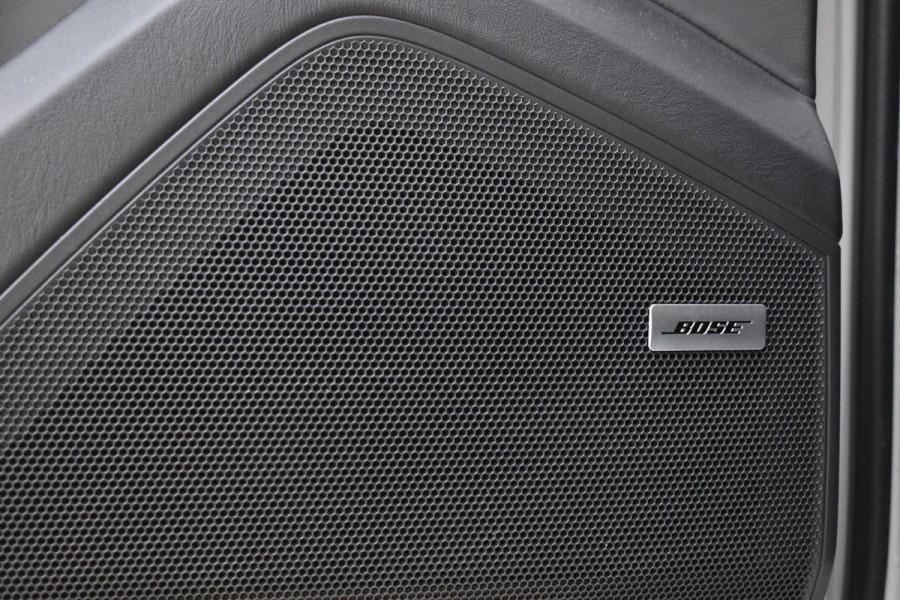 Porsche Cayenne Coupé 3.0 E-Hybrid 462pk Platinum Edition Techart *Krijt* | Pano | 22'' Wielen | Trekhaak | Massage | Stoelventilatie | Bose | Head-Up | Luchtvering |