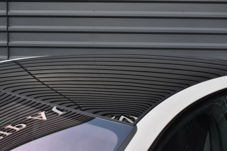 Porsche Cayenne Coupé 3.0 E-Hybrid 462pk Platinum Edition Techart *Krijt* | Pano | 22'' Wielen | Trekhaak | Massage | Stoelventilatie | Bose | Head-Up | Luchtvering |