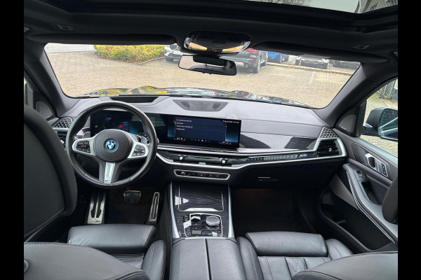 BMW X5 xDrive50e M-Sport PANORAMADAK HARMAN KARDON 360 CAMERA 22 INCH VELGEN LUCHTVERING