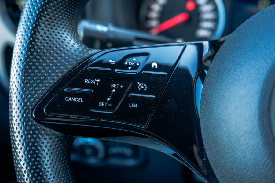 Mercedes-Benz Vito 116 CDI L3 Pro | Facelift | 160 PK | Automaat | Mbux | Navi | Camera | Cruise | Carplay