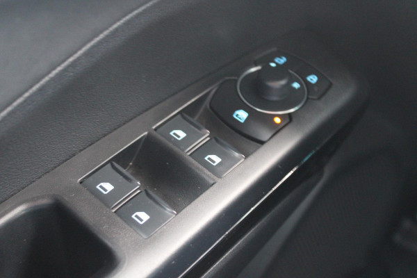 Ford Puma 1.0 EcoBoost Hybrid Titanium 125pk | SYNC 4 Navigatie | Winterpack | Reserve Wiel | Achteruitrijcamera