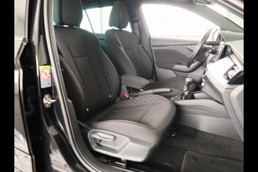 Škoda SCALA 1.0 TSI Ambition 110pk | Panoramadak | Parkeersensoren achter | Full Led koplampen | 16 inch Lichtmetalen velgen