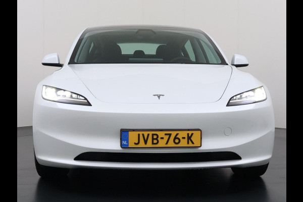 Tesla Model 3 Premium Long Range AWD 78 kWh VAN €42.900,- NU VOOR SLECHTS €39.440,- Uw LENTEVOORDEEL €3.460,- |ORGINELE AFN. TREKHAAK TESLA| AUTOPILOT| STOELVENTILATIE + VERWARMING| VOLLEDIGE TESLA GARANTIE T/M 01/2028 OF 80.000KM| DE HOOGVOLTACCU EN AANDRIJFLIJN TOT 2032 of 192.000KM |