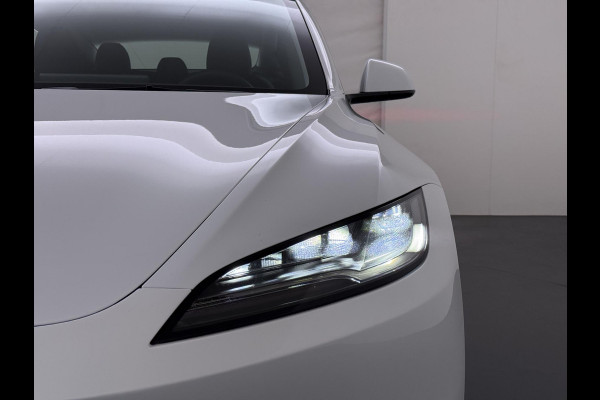 Tesla Model 3 Premium Long Range AWD 78 kWh VAN €42.900,- NU VOOR SLECHTS €39.440,- Uw LENTEVOORDEEL €3.460,- |ORGINELE AFN. TREKHAAK TESLA| AUTOPILOT| STOELVENTILATIE + VERWARMING| VOLLEDIGE TESLA GARANTIE T/M 01/2028 OF 80.000KM| DE HOOGVOLTACCU EN AANDRIJFLIJN TOT 2032 of 192.000KM |
