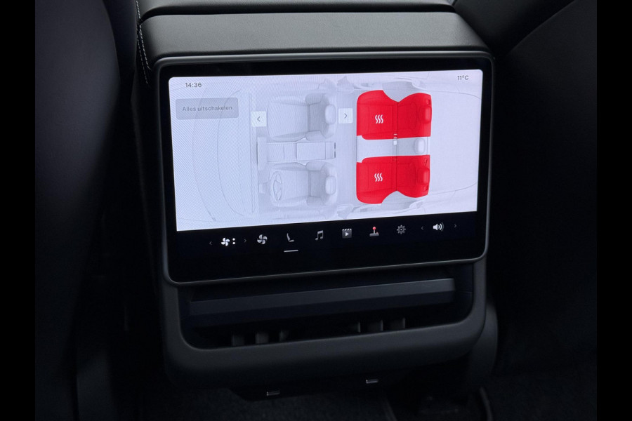 Tesla Model 3 Premium Long Range AWD 78 kWh VAN €42.900,- NU VOOR SLECHTS €39.440,- Uw LENTEVOORDEEL €3.460,- |ORGINELE AFN. TREKHAAK TESLA| AUTOPILOT| STOELVENTILATIE + VERWARMING| VOLLEDIGE TESLA GARANTIE T/M 01/2028 OF 80.000KM| DE HOOGVOLTACCU EN AANDRIJFLIJN TOT 2032 of 192.000KM |