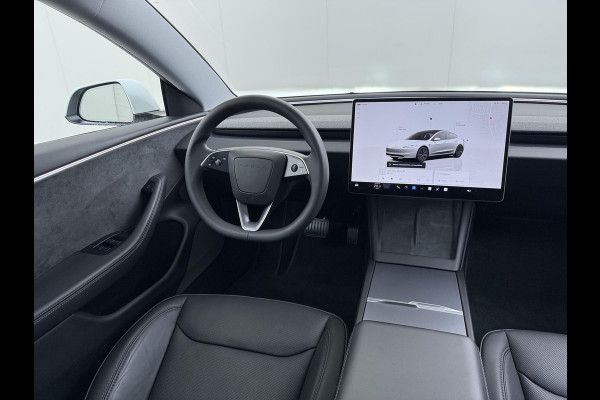 Tesla Model 3 Premium Long Range AWD 78 kWh VAN €42.900,- NU VOOR SLECHTS €39.440,- Uw LENTEVOORDEEL €3.460,- |ORGINELE AFN. TREKHAAK TESLA| AUTOPILOT| STOELVENTILATIE + VERWARMING| VOLLEDIGE TESLA GARANTIE T/M 01/2028 OF 80.000KM| DE HOOGVOLTACCU EN AANDRIJFLIJN TOT 2032 of 192.000KM |