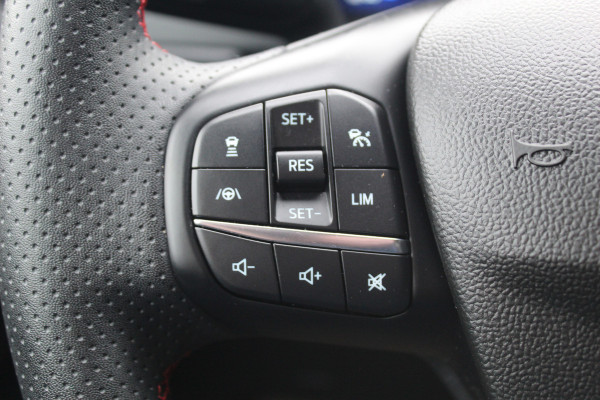 Ford Kuga 2.5 PHEV ST-Line X , 1500kg Trekgewicht Hybride rijden voor een reële prijs ! Adaptive Cruise Control, Stoel-, stuur- en voorraamverwarming, Climate Control, Metallic lak, Camera v+a, Elektr. achterklep, Side- en lane assist etc.