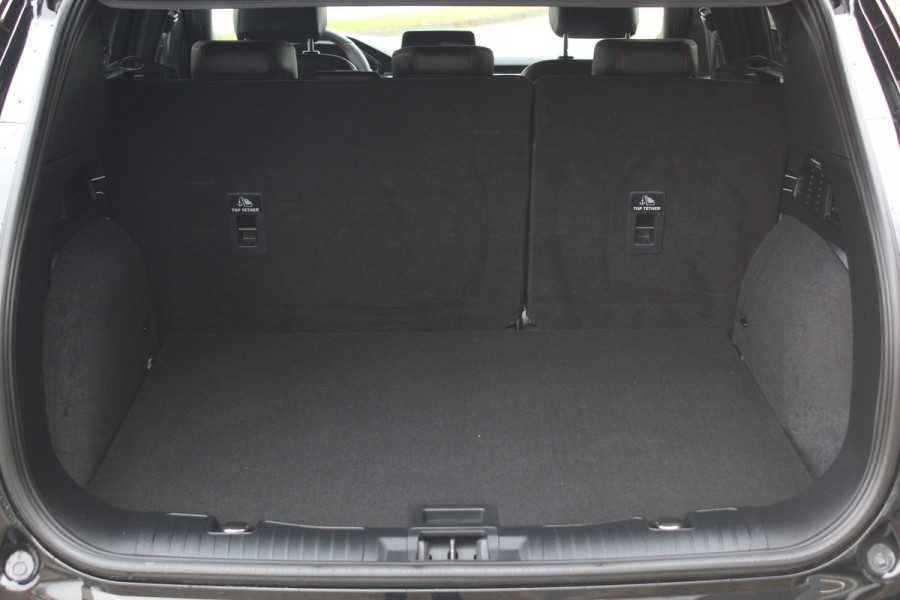 Ford Kuga 2.5 PHEV ST-Line X , 1500kg Trekgewicht Hybride rijden voor een reële prijs ! Adaptive Cruise Control, Stoel-, stuur- en voorraamverwarming, Climate Control, Metallic lak, Camera v+a, Elektr. achterklep, Side- en lane assist etc.