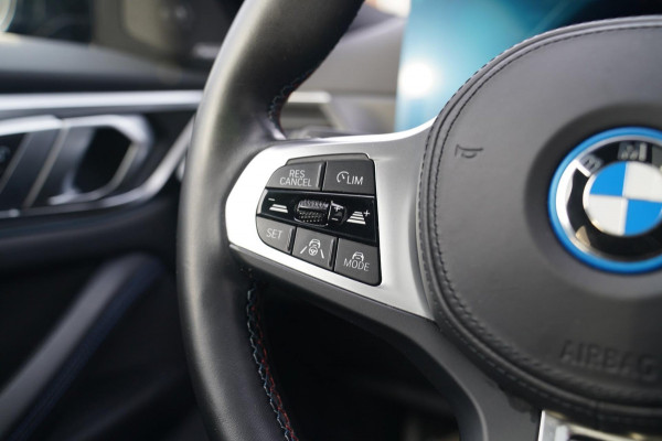 BMW i4 M50 High Executive 84 kWh | Schuifdak | BTW incl. | Harman/Kardon | Head up | Adaptieve cruise | Kuipstoelen | 360 cam |