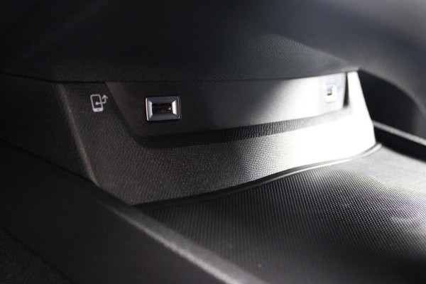 Peugeot 508 SW 1.6 HYbrid Allure Pack Business | Adaptieve cruise | BLIS | Camera | Carplay |