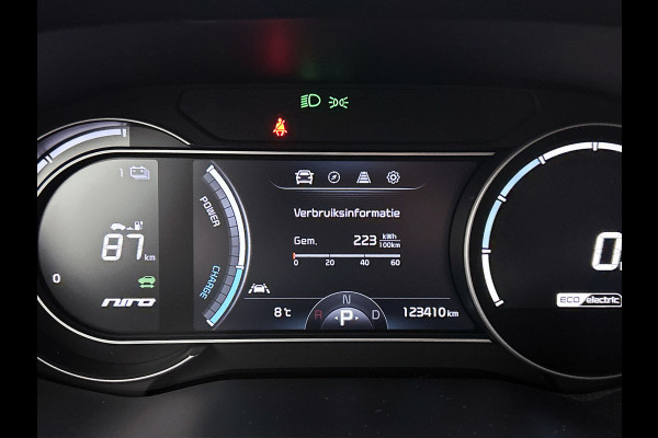 Kia e-Niro DynamicLine 64 kWh (NAVIGATIE, STOEL-/STUURVERWARMING, CARPLAY, 1e EIGENAAR)