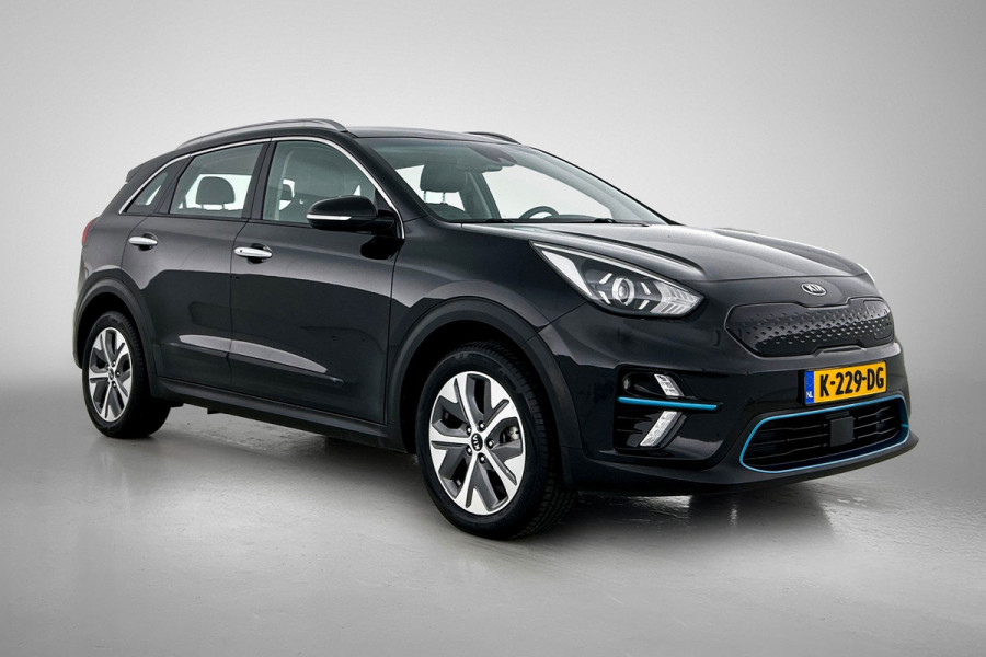 Kia e-Niro DynamicLine 64 kWh (NAVIGATIE, STOEL-/STUURVERWARMING, CARPLAY, 1e EIGENAAR)