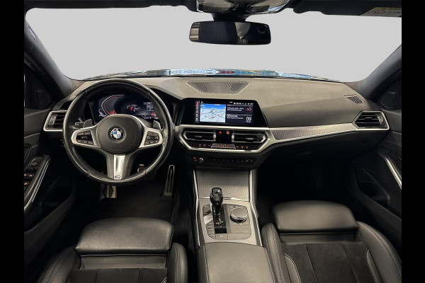 BMW 3 Serie 318i Executive Edition Cruise-control | parkeersensoren | m pakket