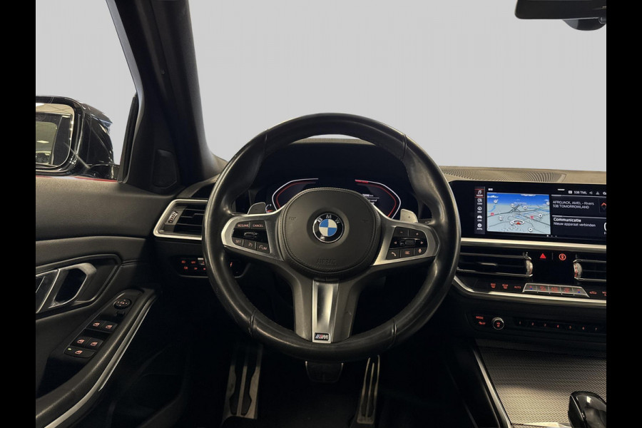 BMW 3 Serie 318i Executive Edition Cruise-control | parkeersensoren | m pakket