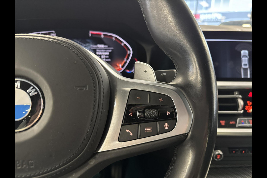 BMW 3 Serie 318i Executive Edition Cruise-control | parkeersensoren | m pakket