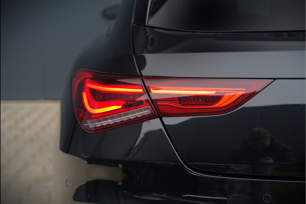 Mercedes-Benz CLA-Klasse Shooting Brake 180 Premium Plus | Stoelverwarming | Parkeersensoren | Navigatie | Cruise Control | Keyless | Ambiance Verlichting | Climate Control