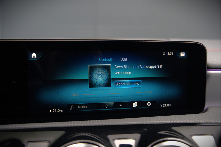 Mercedes-Benz CLA-Klasse Shooting Brake 180 Premium Plus | Stoelverwarming | Parkeersensoren | Navigatie | Cruise Control | Keyless | Ambiance Verlichting | Climate Control