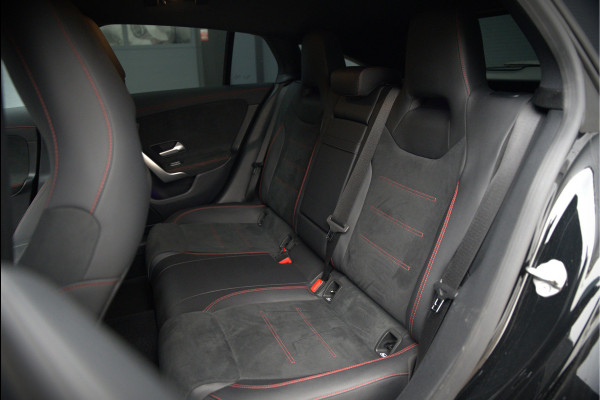 Mercedes-Benz CLA-Klasse Shooting Brake 180 Premium Plus | Stoelverwarming | Parkeersensoren | Navigatie | Cruise Control | Keyless | Ambiance Verlichting | Climate Control