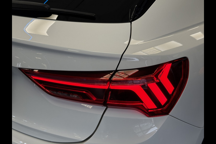 Audi Q3 Sportback 35 TFSI Pro Line S ACC PDC VCP Elek. Stoelen Panoramadak Trekhaak