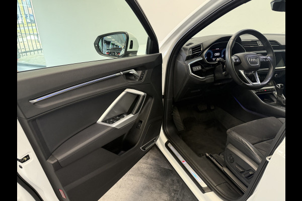 Audi Q3 Sportback 35 TFSI Pro Line S ACC PDC VCP Elek. Stoelen Panoramadak Trekhaak