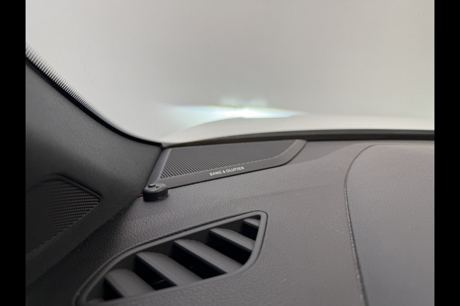 Audi Q3 Sportback 35 TFSI Pro Line S ACC PDC VCP Elek. Stoelen Panoramadak Trekhaak