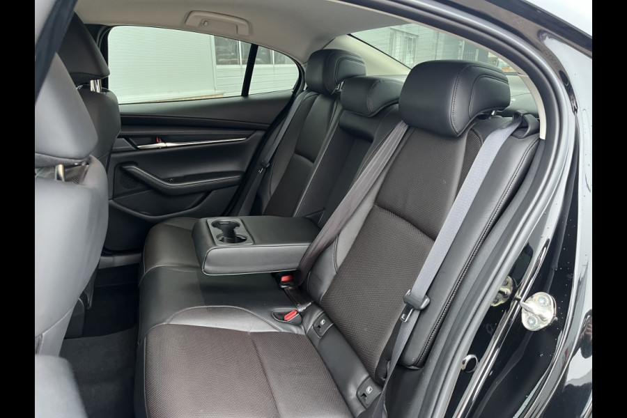 Mazda 3 2.0 122pk, Comfort, Bose + leer, trekhaak