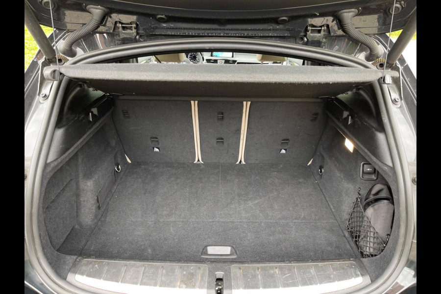 BMW X2 SDrive20i High Exe M-Pakket Panoramadak leer Navi Head-Up Camera