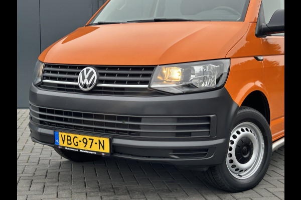 Volkswagen Transporter 2.0 TDI 102 PK TRENDLINE / L2H1 / 1e EIG. / DUBBEL CABINE / TREKHAAK / AIRCO / CRUISE