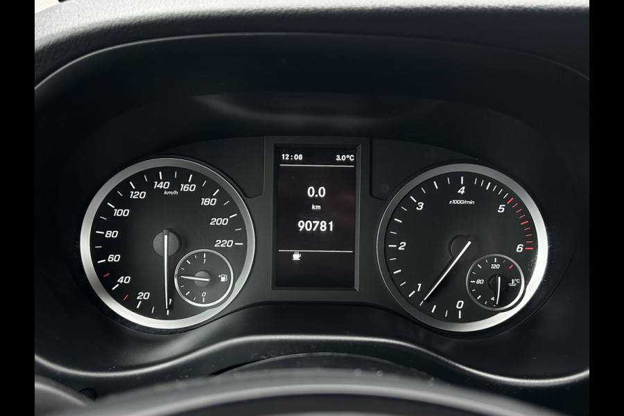 Mercedes-Benz Vito 116 CDI 164 PK / L2H1 / 1e EIG. / TREKHAAK / INRICHTING / CAMERA / AIRCO / CRUISE / NAVI / APPLE CARPLAY