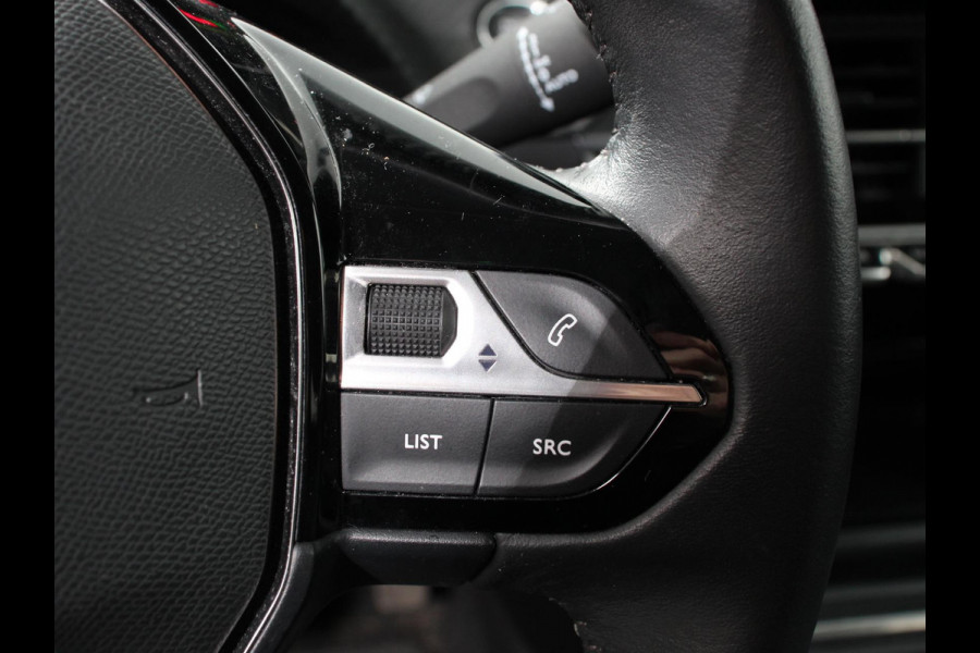 Peugeot e-208 EV Allure 50 kWh Climate control | Cruise control | LED | Camera | Parkeersensor achter | Lane assist | Navigatie | Apple Carplay/ Android Auto