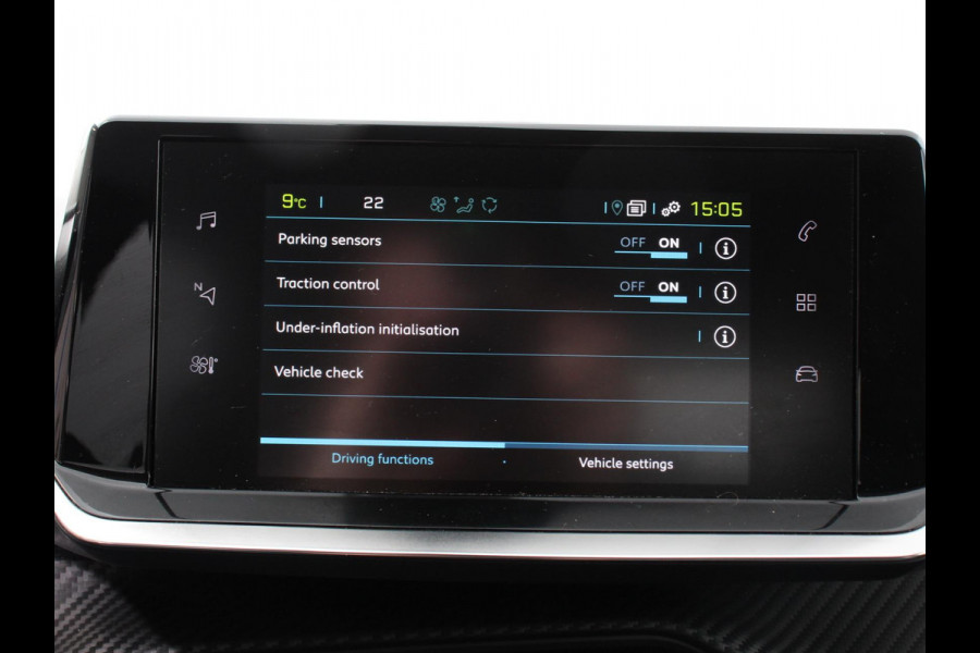 Peugeot e-208 EV Allure 50 kWh Climate control | Cruise control | LED | Camera | Parkeersensor achter | Lane assist | Navigatie | Apple Carplay/ Android Auto