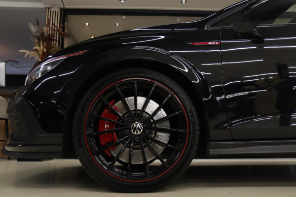 Volkswagen Golf 2.0 TSI GTI 45 JAHRE CLUBSPORT AKRA/NURBURGRINF/PANO/HUD/H-K/VOL