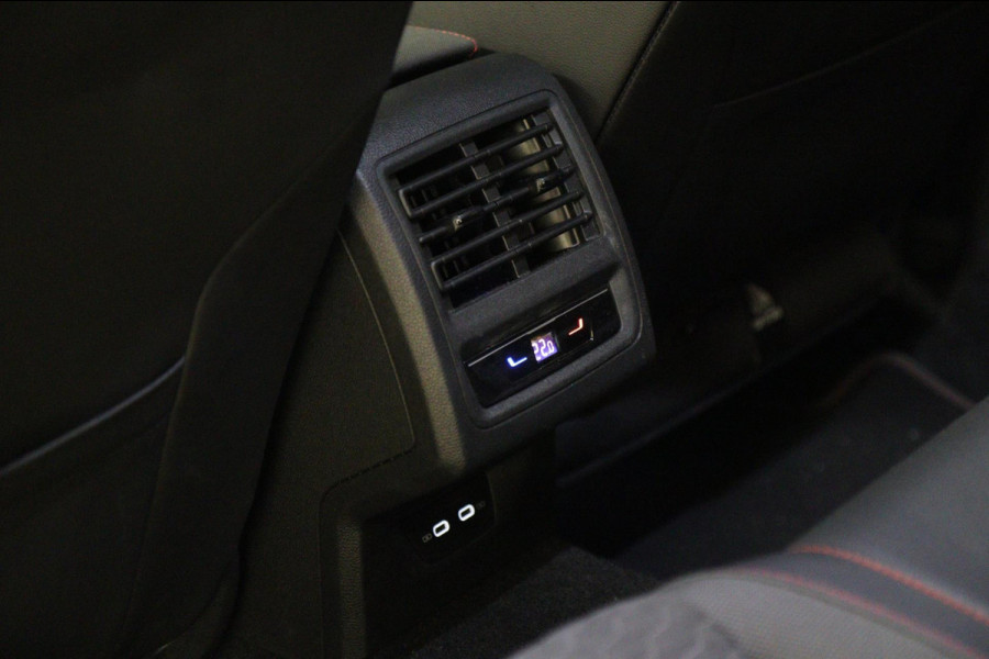 Volkswagen Golf 2.0 TSI GTI 45 JAHRE CLUBSPORT AKRA/NURBURGRINF/PANO/HUD/H-K/VOL