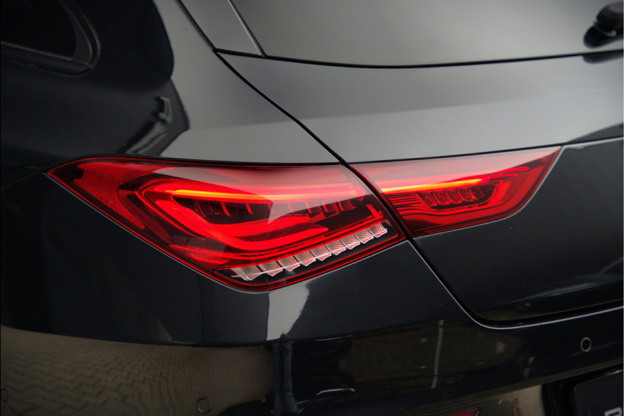 Mercedes-Benz CLA-Klasse Shooting Brake 180 Premium Plus AMG | Stoelverwarming | Parkeersensoren | Navigatie | Cruise Control | Keyless | Ambiance Verlichting | Climate Control