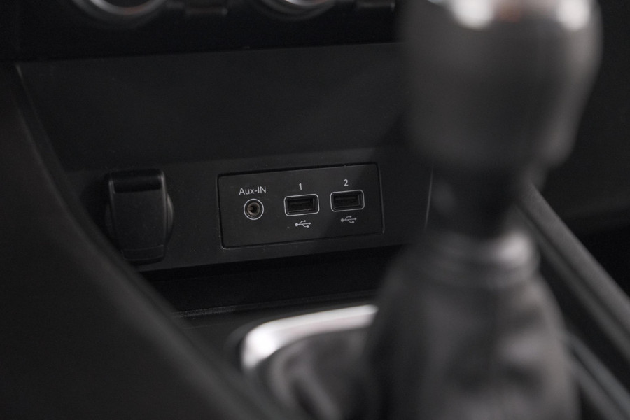 Renault Captur TCe 100 Intens | Stoelverwarming | Camera | Apple Carplay