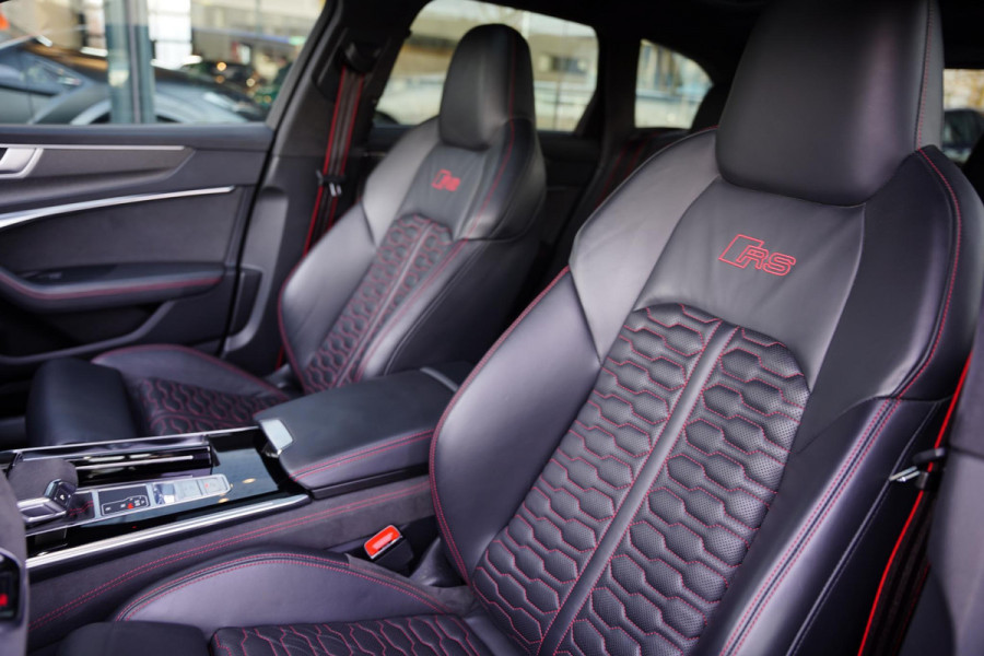 Audi RS6 Avant TFSI Quattro / BTW / Milltek / Uitlaat