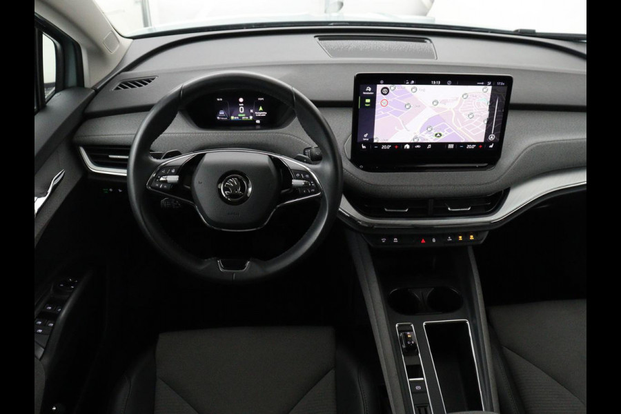 Škoda ENYAQ iV 60 | Stoelverwarming | Adaptive cruise | Warmtepomp | Matrix LED | Keyless | Carplay | Stuurverwarming | Navigatie | Sfeerverlichting | Half leder | Climate control