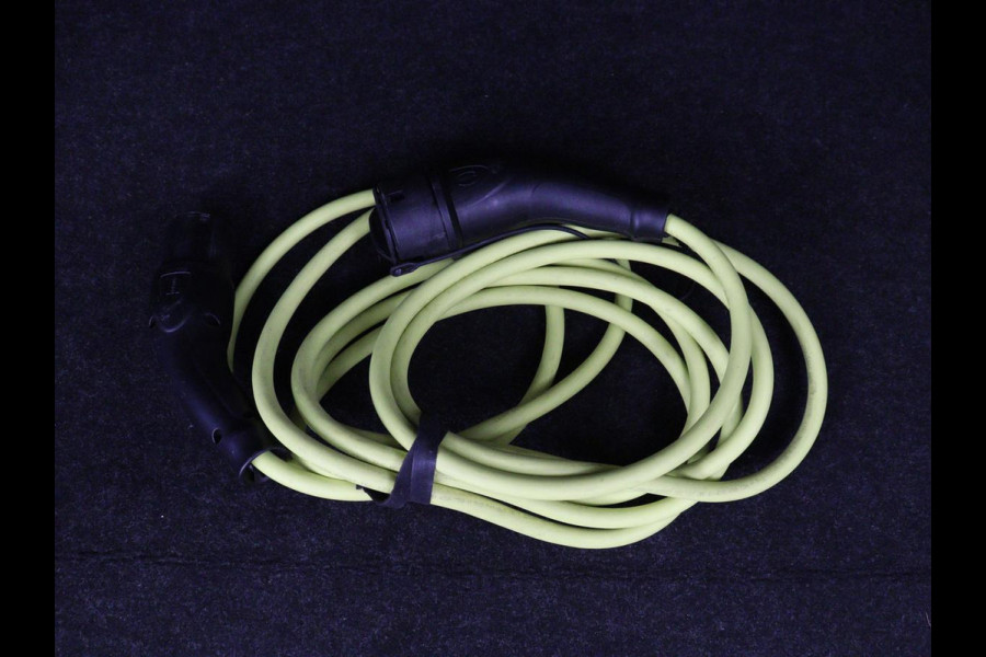 Škoda ENYAQ iV 60 | Stoelverwarming | Adaptive cruise | Warmtepomp | Matrix LED | Keyless | Carplay | Stuurverwarming | Navigatie | Sfeerverlichting | Half leder | Climate control