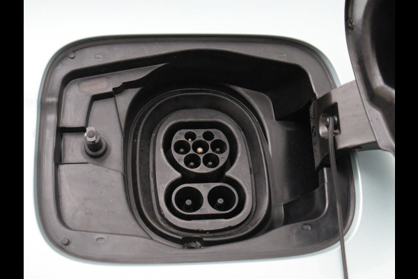 Škoda ENYAQ iV 60 | Stoelverwarming | Adaptive cruise | Warmtepomp | Matrix LED | Keyless | Carplay | Stuurverwarming | Navigatie | Sfeerverlichting | Half leder | Climate control